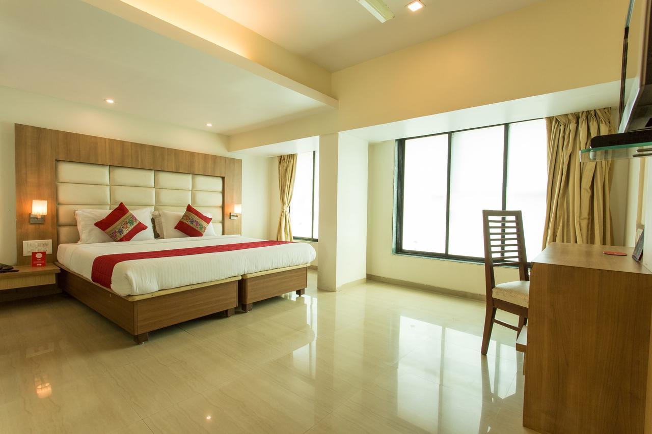 Oyo 2026 Hotel Aishwarya Residency Nová Bombaj Exteriér fotografie